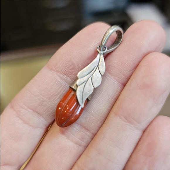 Vintage Sterling Silver Red Jasper Pendant - Picture 6 of 8